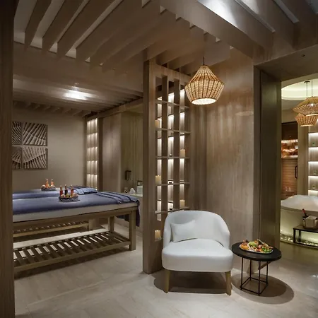 Kaya Palazzo & Residences Le Chic Hotel