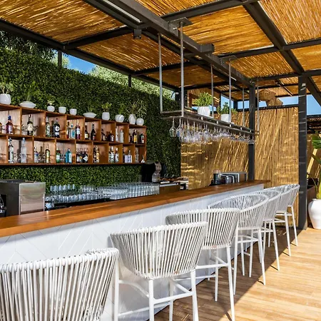 Kaya Palazzo & Residences Le Chic Bodrum מלון גומבט