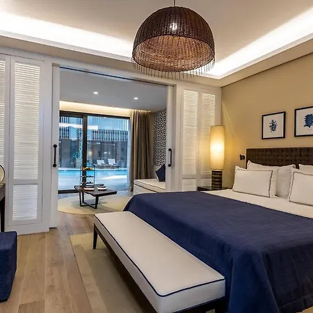 Отель Kaya Palazzo & Residences Le Chic 5*